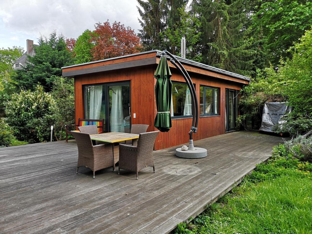 Mit Pool Und Großem Garten Frühstückspension Leipzig